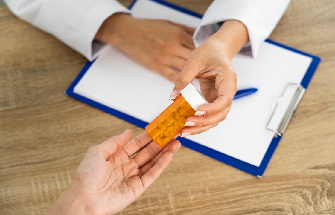 FDA Delay Pushes Eli Lilly’s Oral Weight-Loss Pill to April, Shaking Investor Confidence